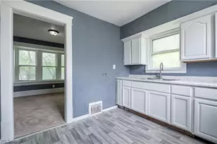 757 Baird St, Akron, OH 44306 - Photo 11