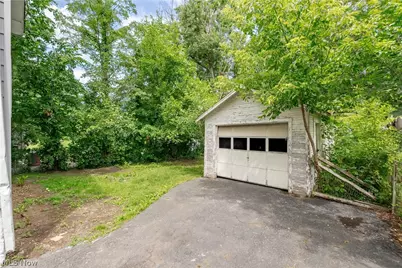 757 Baird Street, Akron, OH 44306 - Photo 31