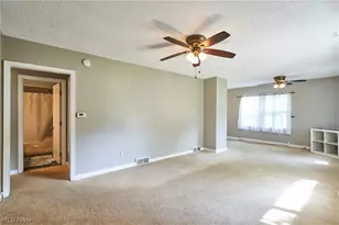 7091 Akron Ave NW, New Franklin, OH 44614 - Photo 9