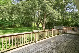 7091 Akron Ave NW, New Franklin, OH 44614 - Photo 25