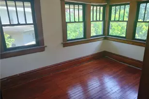 949 W Exchange St, Akron, OH 44302 - Photo 9