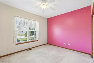 173 St Charles Pl, Elyria, OH 44035 - Photo 27