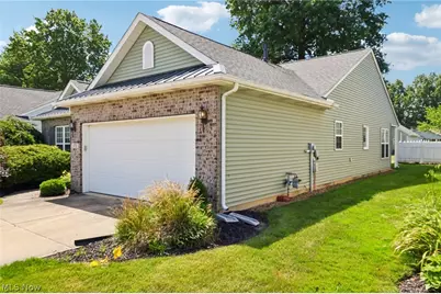 173 Saint Charles Place, Elyria, OH 44035 - Photo 3
