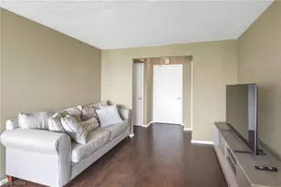 12900 Lake Ave, Oakwood, OH 44107 - Photo 11