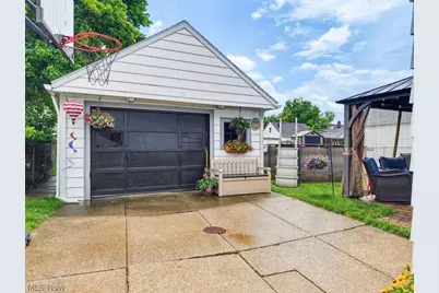 30426 Thomas Street, Willowick, OH 44095 - Photo 27