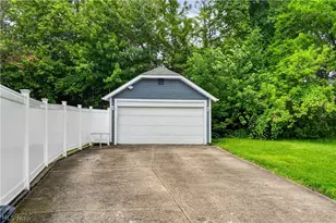 515 Myrtle Ave, Ashtabula, OH 44004 - Photo 3