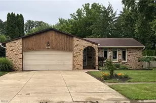 823 Gloucester Dr, Huron, OH 44839 - Photo 1