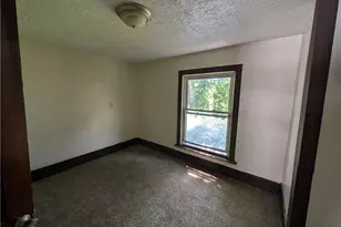545 W 36th St, Ashtabula, OH 44004 - Photo 9