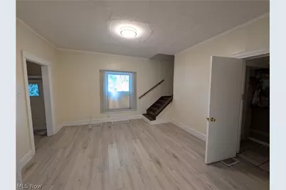 545 W 36th Street, Ashtabula, OH 44004 - Photo 5