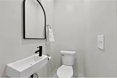 1138 W 6th Street, Lorain, OH 44052 - Photo 19