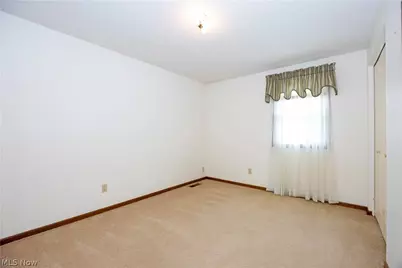 11936 Patroon Circle NW, Canal Fulton, OH 44614 - Photo 13