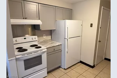 3831 Eigen Street #2, Austintown, OH 44515 - Photo 5