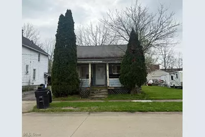 108 Rush Street, Elyria, OH 44035 - Photo 1