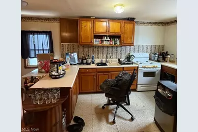 108 Rush Street, Elyria, OH 44035 - Photo 5