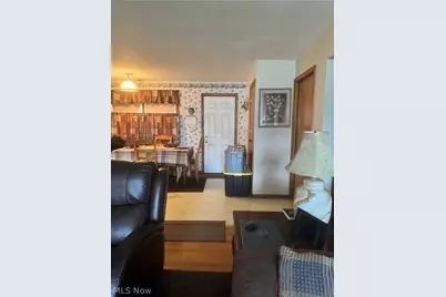 605 W 36th Street, Lorain, OH 44052 - Photo 17