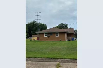605 W 36th Street, Lorain, OH 44052 - Photo 13