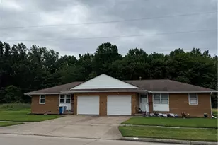 605 W 36th St, Lorain, OH 44052 - Photo 5