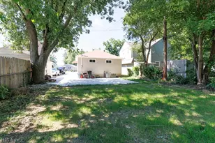 810 E Broad St, Elyria, OH 44035 - Photo 31