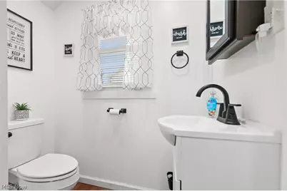 2128 S Freedom Avenue, Alliance, OH 44601 - Photo 33