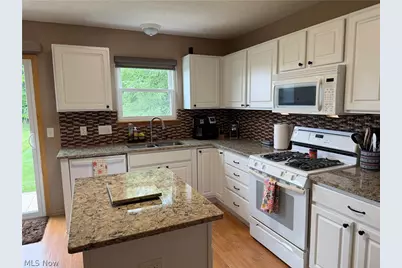 2281 Brittany Boulevard, Brunswick, OH 44212 - Photo 11