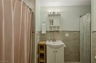 646 Palisades Dr, Akron, OH 44303 - Photo 19