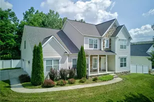 483 S Marigold Ln, Kent, OH 44240 - Photo 3