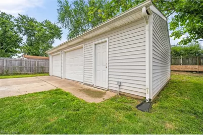 2728 19th Street NE, Canton, OH 44705 - Photo 25
