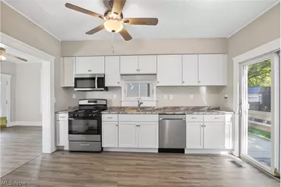 127 4th Street, Elyria, OH 44035 - Photo 5