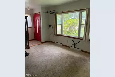 581 Fillmore Avenue, Akron, OH 44314 - Photo 5