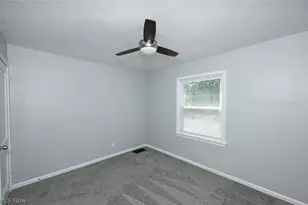 1699 Redwood Ave, Akron, OH 44301 - Photo 17
