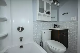 1699 Redwood Ave, Akron, OH 44301 - Photo 23