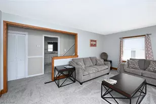 1699 Redwood Ave, Akron, OH 44301 - Photo 3