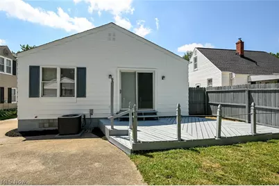 1699 Redwood Avenue, Akron, OH 44301 - Photo 39