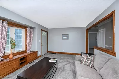 1699 Redwood Avenue, Akron, OH 44301 - Photo 5