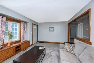 1699 Redwood Ave, Akron, OH 44301 - Photo 5