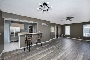 1699 Redwood Ave, Akron, OH 44301 - Photo 11