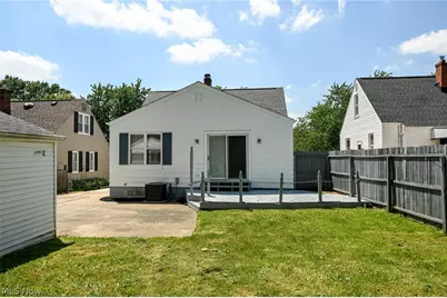 1699 Redwood Avenue, Akron, OH 44301 - Photo 37