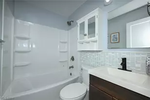 1699 Redwood Ave, Akron, OH 44301 - Photo 21