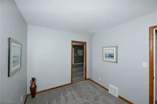 1699 Redwood Ave, Akron, OH 44301 - Photo 19