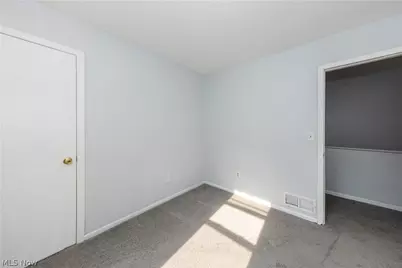 9323 Pratt Avenue, Loveland, OH 44105 - Photo 21