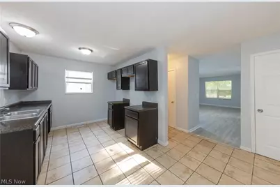 9323 Pratt Avenue, Loveland, OH 44105 - Photo 7