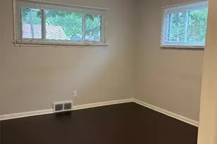 2715 Rexford Rd, Youngstown, OH 44511 - Photo 9