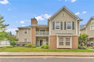 3367 Lenox Village Dr, Fairlawn, OH 44333 - Photo 1