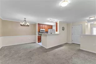 3367 Lenox Village Dr, Fairlawn, OH 44333 - Photo 13