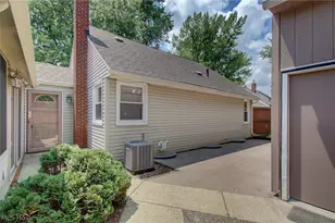 3041 33rd St NE, Canton, OH 44705 - Photo 23