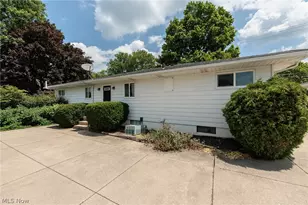 3284-3290 Hudson Dr, Cuyahoga Falls, OH 44221 - Photo 5