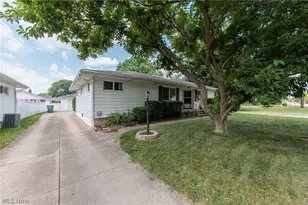 3284-3290 Hudson Dr, Cuyahoga Falls, OH 44221 - Photo 3