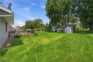 1749 Cove St NW, Uniontown, OH 44685 - Photo 39