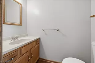 1749 Cove St NW, Uniontown, OH 44685 - Photo 21
