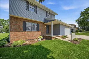 1749 Cove St NW, Uniontown, OH 44685 - Photo 47